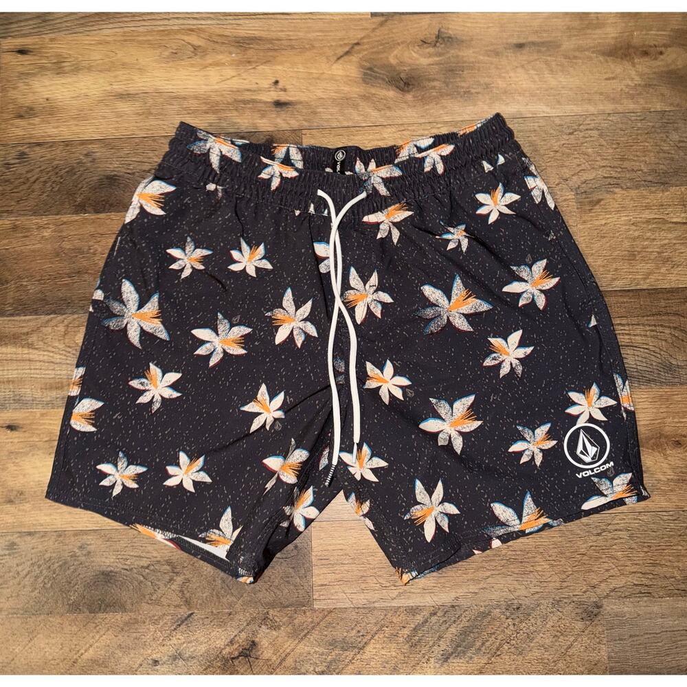 Volcom men’s black floral stretch surf swim shorts